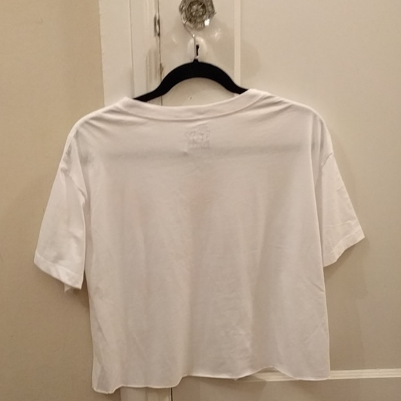 **Last 1** NEW Toy Story Pizza Planet cropped tee - Picture 4 of 4